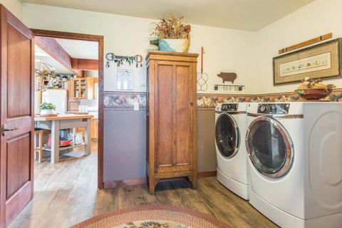 Tiny photo for 61140 Obernolte Road, Bend, OR 97701 (MLS # 220209932)