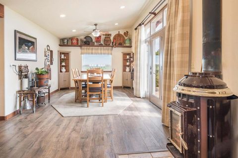 Tiny photo for 61140 Obernolte Road, Bend, OR 97701 (MLS # 220209932)