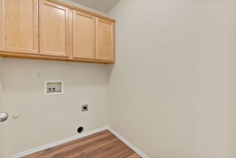 Tiny photo for 20575 Conifer Avenue, Bend, OR 97702 (MLS # 220210773)