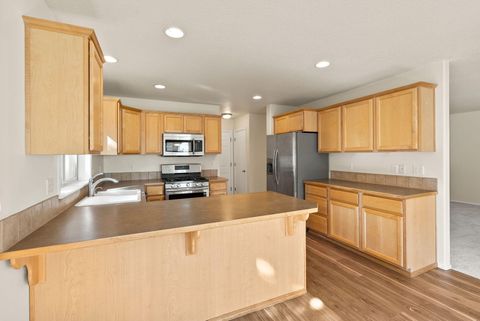 Tiny photo for 20575 Conifer Avenue, Bend, OR 97702 (MLS # 220210773)