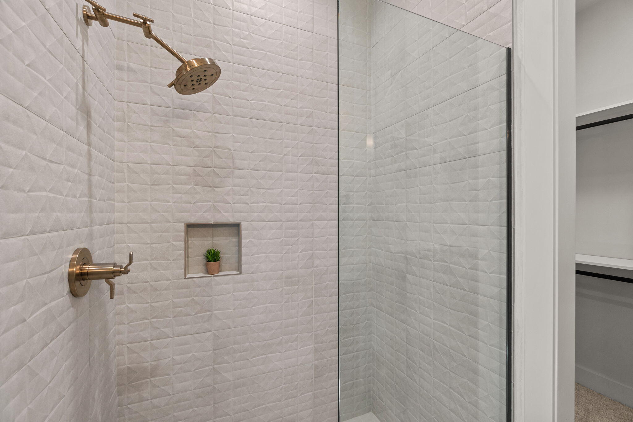 Discovery West Phase 4 - Residential