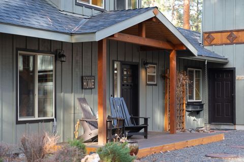 Tiny photo for 69288 Stetson, Sisters, OR 97759 (MLS # 220214803)