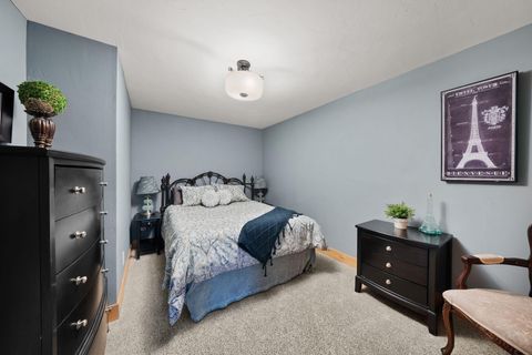 Tiny photo for 69288 Stetson, Sisters, OR 97759 (MLS # 220214803)