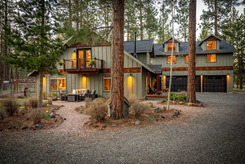 Tiny photo for 69288 Stetson, Sisters, OR 97759 (MLS # 220214803)