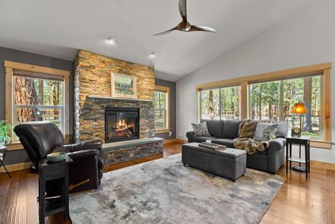 Tiny photo for 69288 Stetson, Sisters, OR 97759 (MLS # 220214803)