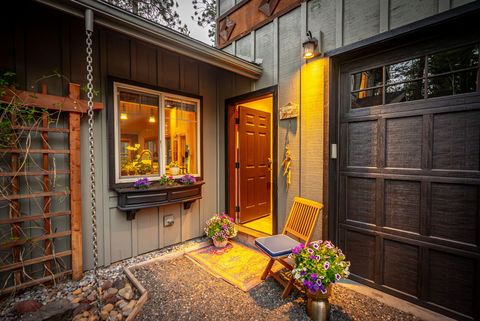 Tiny photo for 69288 Stetson, Sisters, OR 97759 (MLS # 220214803)