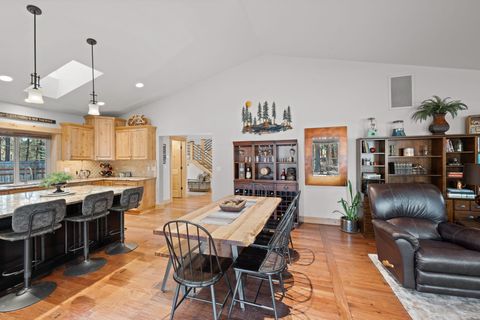 Tiny photo for 69288 Stetson, Sisters, OR 97759 (MLS # 220214803)