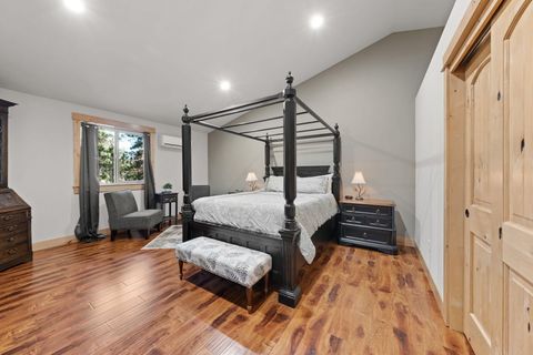 Tiny photo for 69288 Stetson, Sisters, OR 97759 (MLS # 220214803)