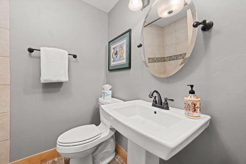 Tiny photo for 69288 Stetson, Sisters, OR 97759 (MLS # 220214803)