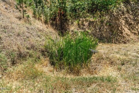 Tiny photo for 1040 Wards Creek Road, Rogue River, OR 97537 (MLS # 220225114)