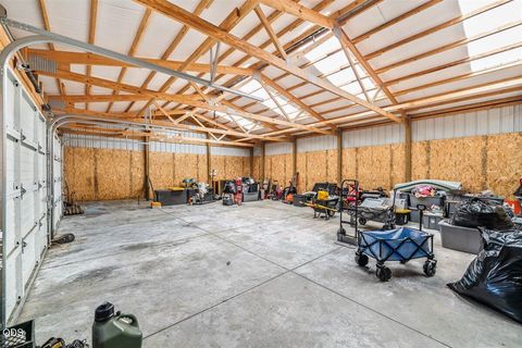 Tiny photo for 1040 Wards Creek Road, Rogue River, OR 97537 (MLS # 220225114)