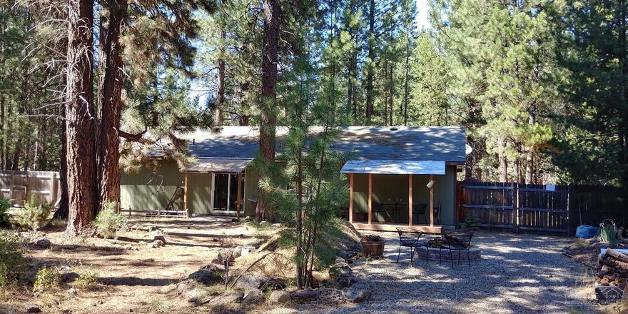 Charming home with easy-flow, vaulted Great Rm Floorplan that lives larger than its square footage. Single-level,frame-built home w/attached garage & outdoor livingrm. Huge, fenced yards w/mature Ponderosa Pines. Lots of room for your RV, toys. Close to Mt. Bachelor, Sunriver & Deschutes river, Ann's Butte! Subdivision features 2 parks w/river access & clubhouse. Appliances included. Circular drive