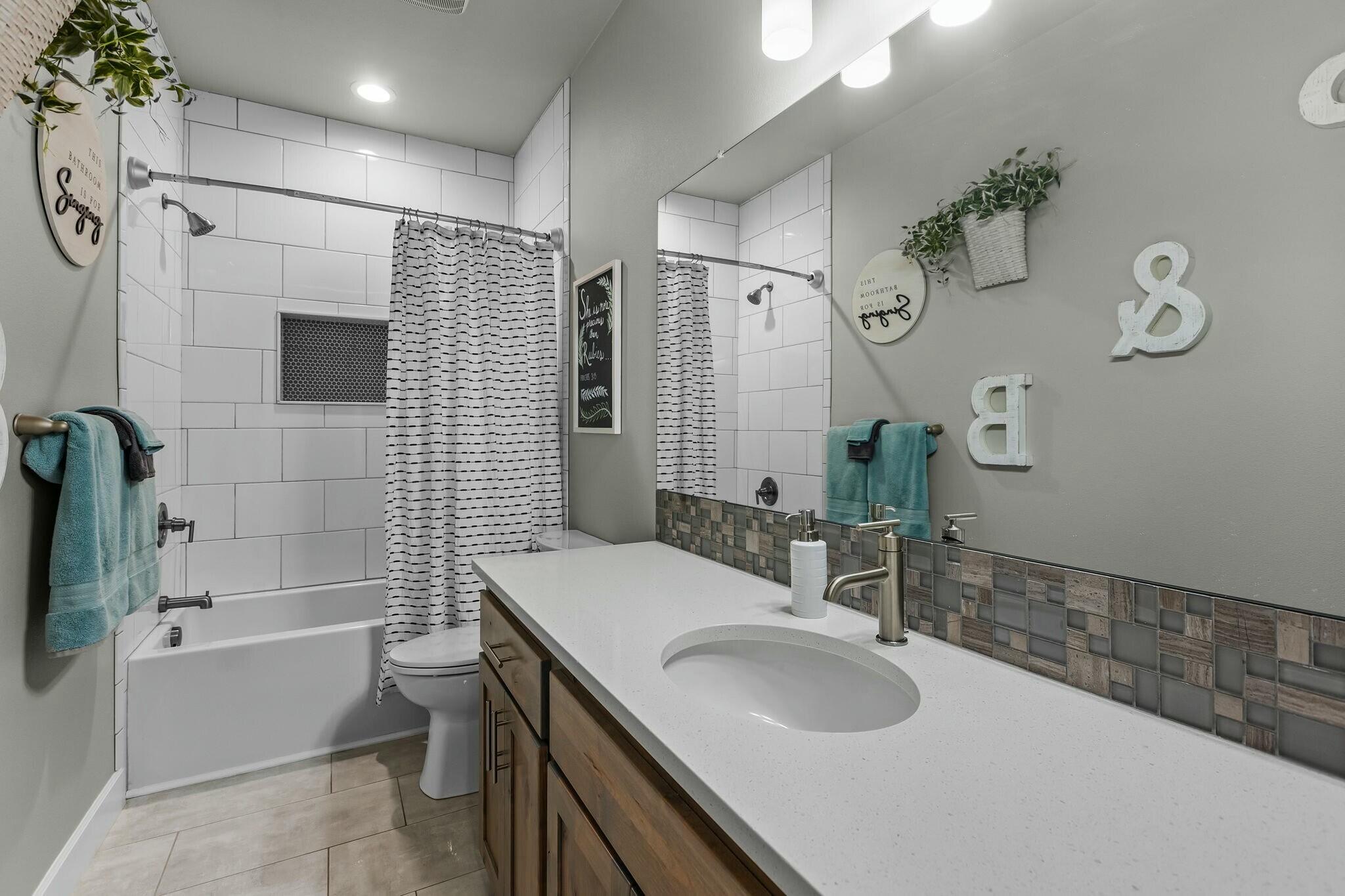 Canyon Rim Village - Residential