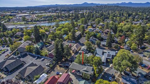 Tiny photo for 909 NW Delaware Avenue, Bend, OR 97703 (MLS # 220222734)