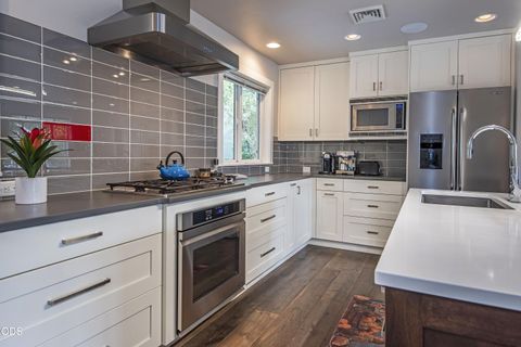 Tiny photo for 909 NW Delaware Avenue, Bend, OR 97703 (MLS # 220222734)