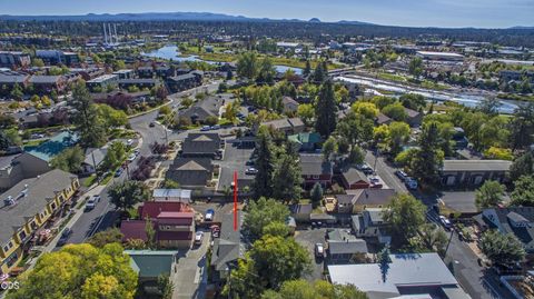 Tiny photo for 909 NW Delaware Avenue, Bend, OR 97703 (MLS # 220222734)