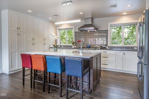 Tiny photo for 909 NW Delaware Avenue, Bend, OR 97703 (MLS # 220222734)