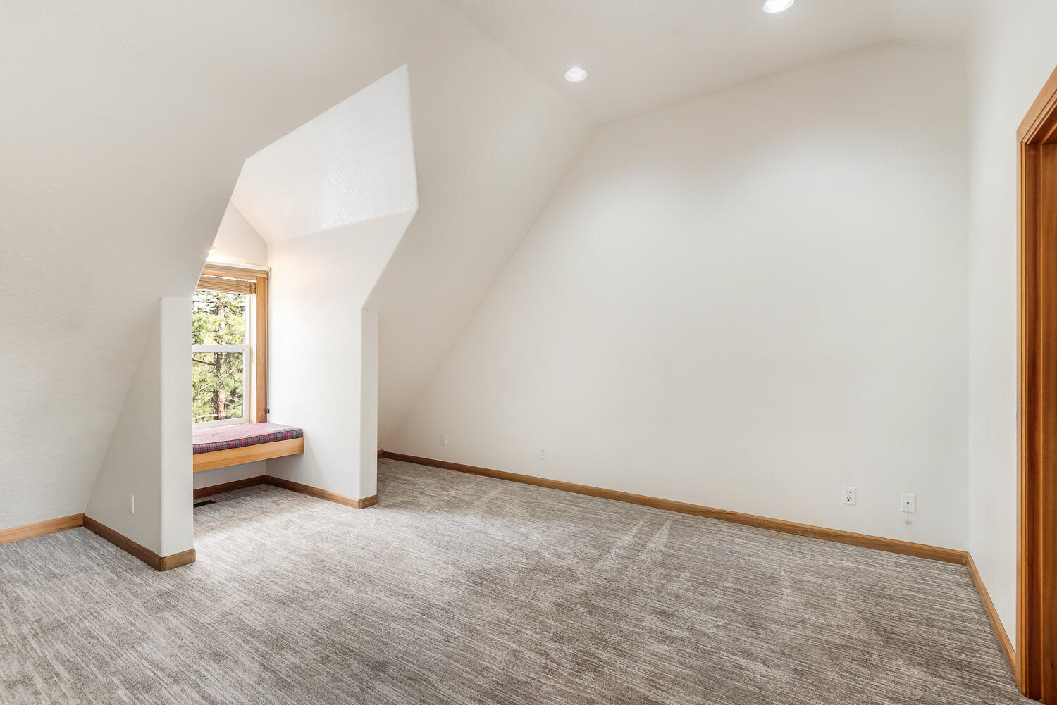 Saddleback West - Residential