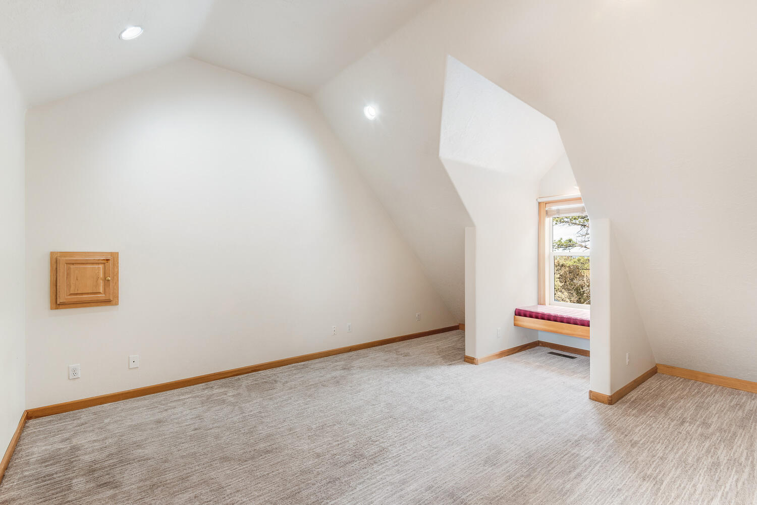 Saddleback West - Residential