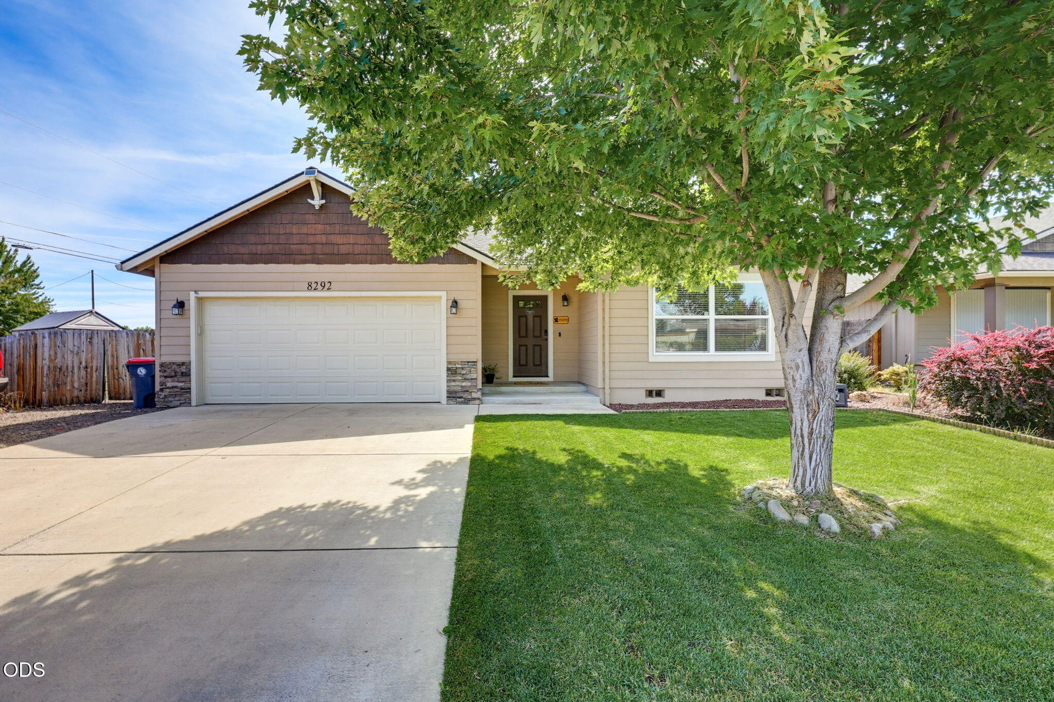 Photo 1 of 39 — 8292 29th, White City, OR 97503
