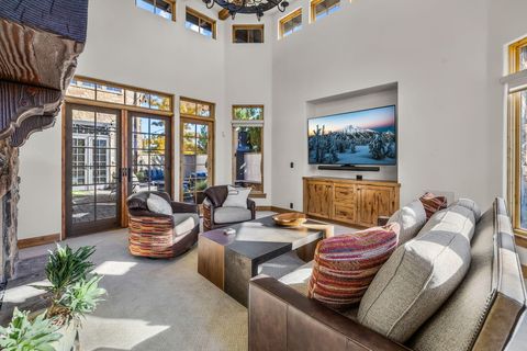 Tiny photo for 22887 Ghost Tree Lane, Bend, OR 97701 (MLS # 220212179)