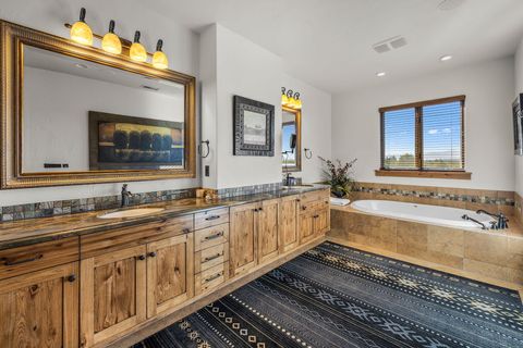 Tiny photo for 22887 Ghost Tree Lane, Bend, OR 97701 (MLS # 220212179)