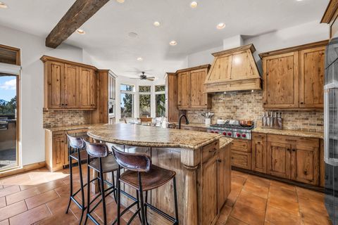 Tiny photo for 22887 Ghost Tree Lane, Bend, OR 97701 (MLS # 220212179)