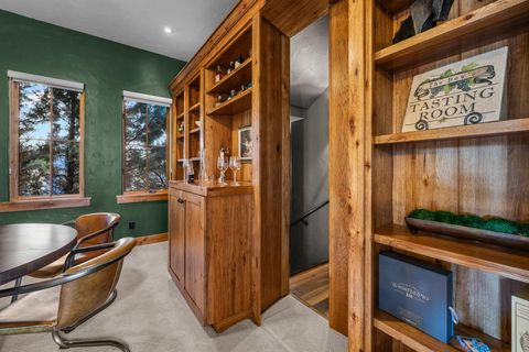 Tiny photo for 22887 Ghost Tree Lane, Bend, OR 97701 (MLS # 220212179)