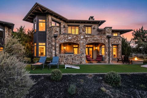 Tiny photo for 22887 Ghost Tree Lane, Bend, OR 97701 (MLS # 220212179)