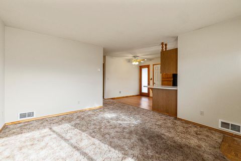 Tiny photo for 5485 Lockford Drive, Klamath Falls, OR 97603 (MLS # 220214254)