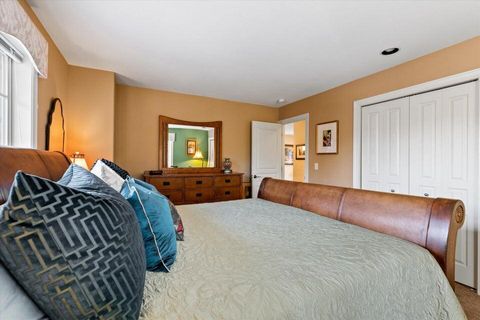 Tiny photo for 113 NW Gander Court, Bend, OR 97703 (MLS # 220219883)