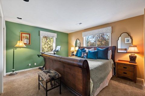 Tiny photo for 113 NW Gander Court, Bend, OR 97703 (MLS # 220219883)