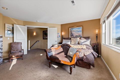 Tiny photo for 113 NW Gander Court, Bend, OR 97703 (MLS # 220219883)