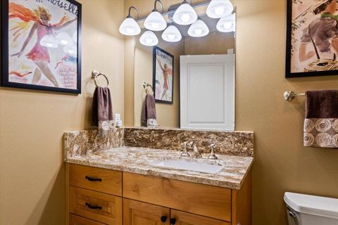 Tiny photo for 113 NW Gander Court, Bend, OR 97703 (MLS # 220219883)