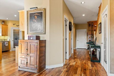 Tiny photo for 113 NW Gander Court, Bend, OR 97703 (MLS # 220219883)