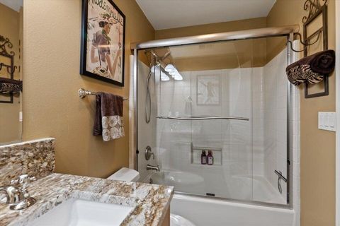 Tiny photo for 113 NW Gander Court, Bend, OR 97703 (MLS # 220219883)