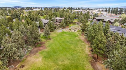 Tiny photo for 113 NW Gander Court, Bend, OR 97703 (MLS # 220219883)
