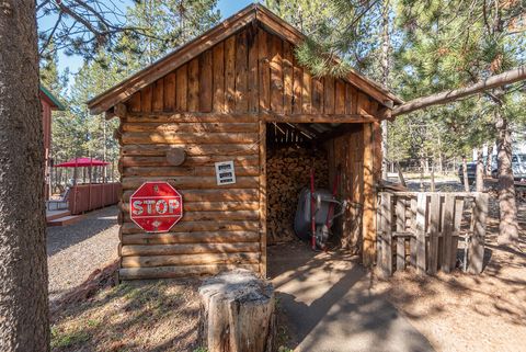 Tiny photo for 16356 Park Drive, La Pine, OR 97739 (MLS # 220220773)