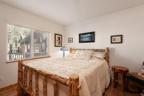 Tiny photo for 16356 Park Drive, La Pine, OR 97739 (MLS # 220220773)
