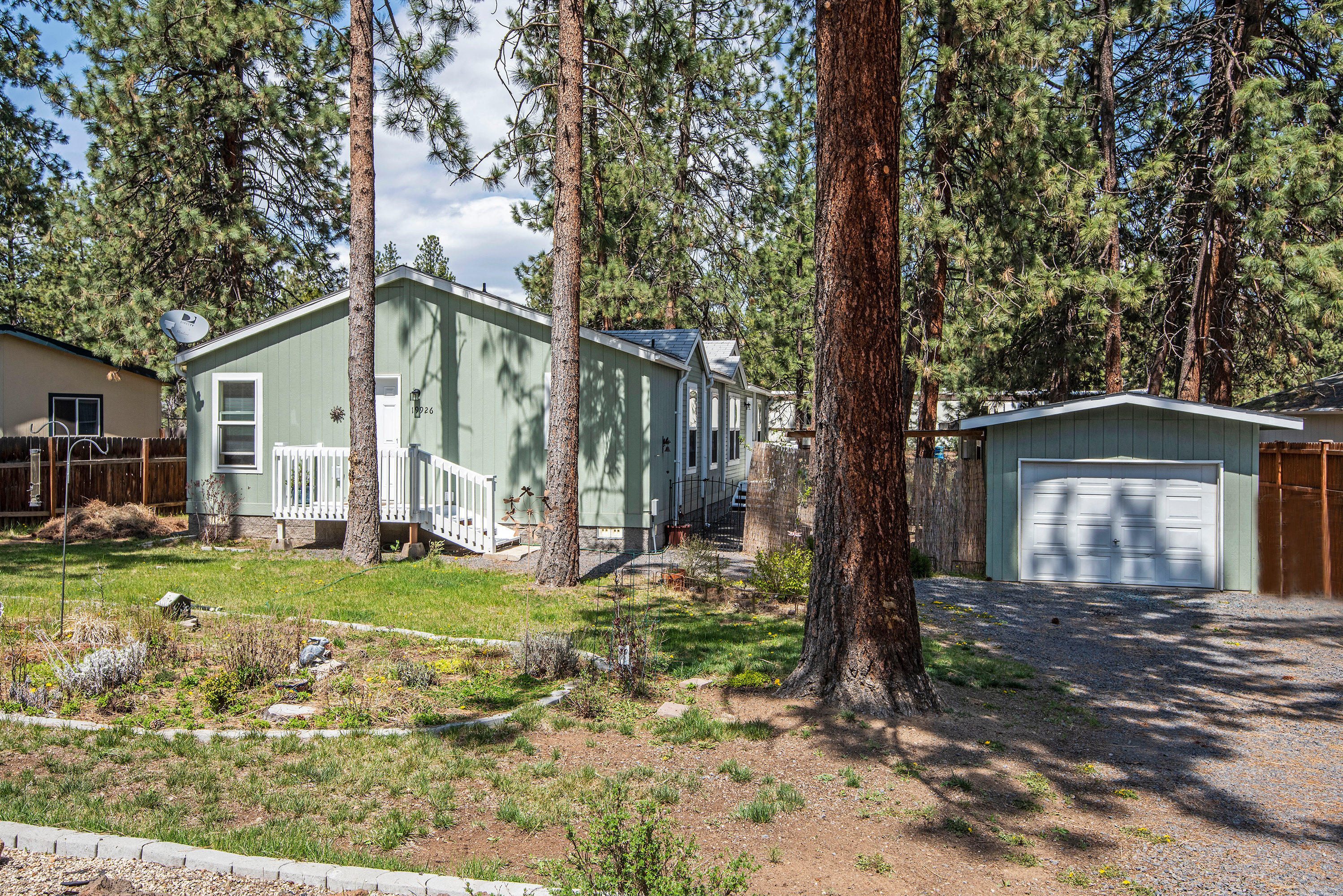 Romaine Village - Residential