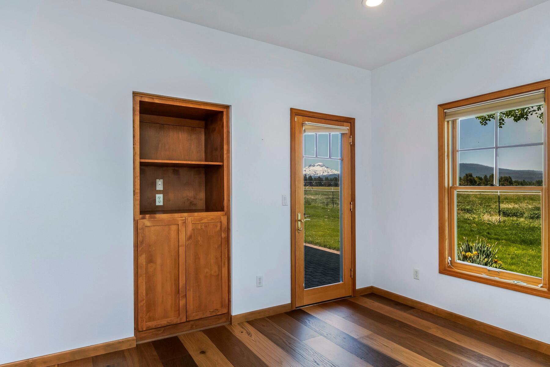 Pine Meadow Vill - Residential