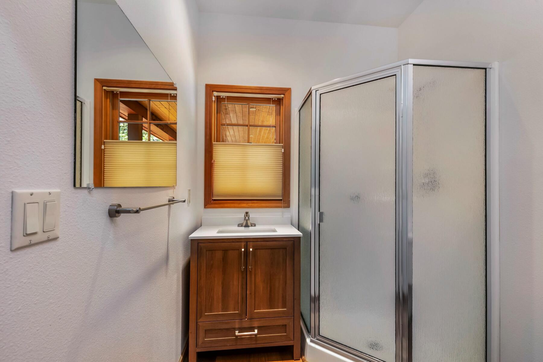 Pine Meadow Vill - Residential