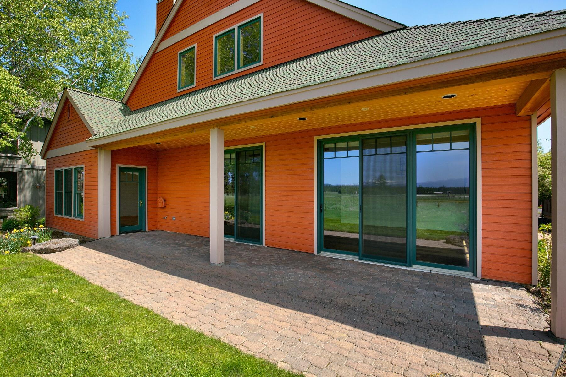 Pine Meadow Vill - Residential