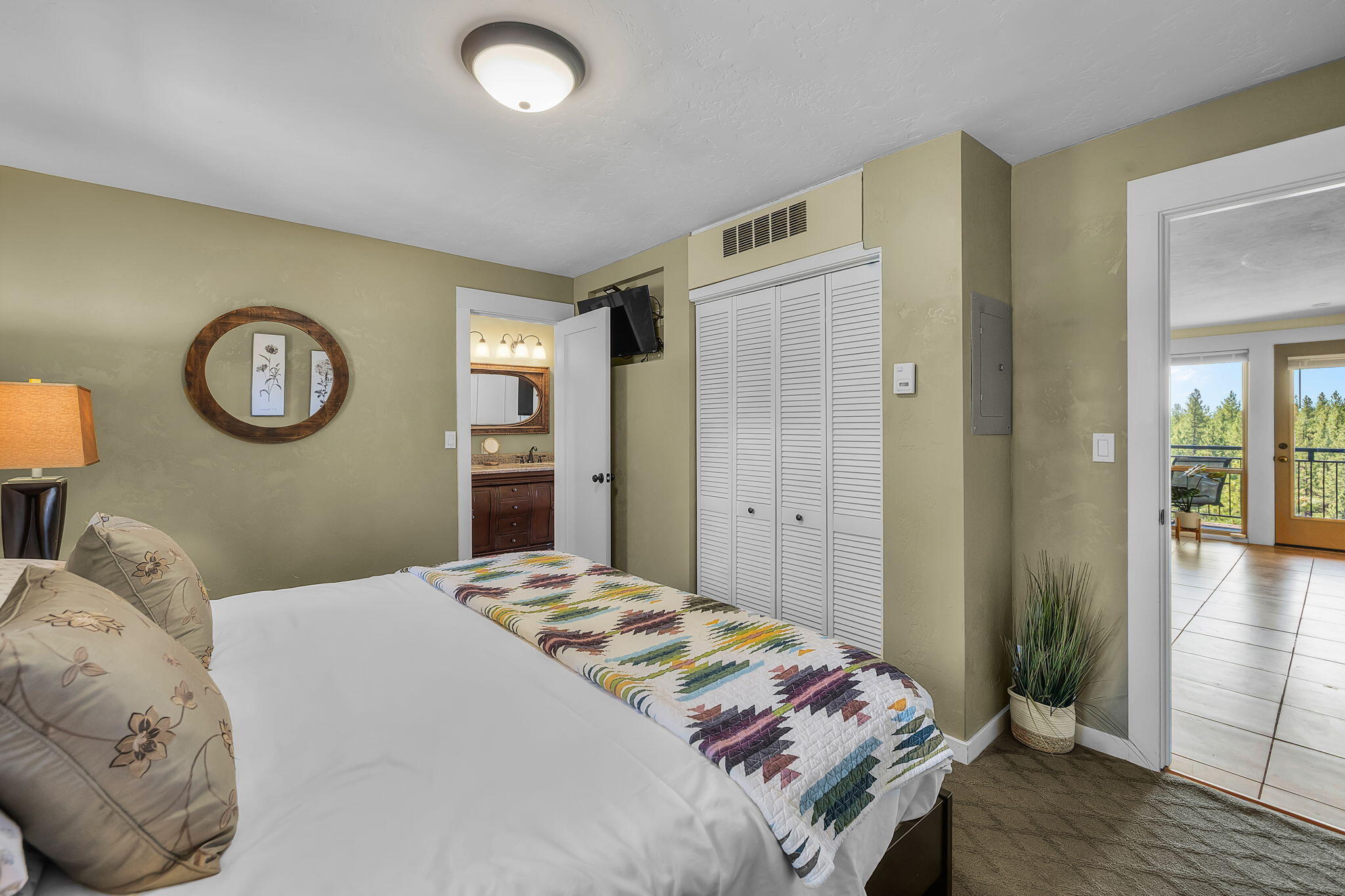 Inn Of The 7th - Residential