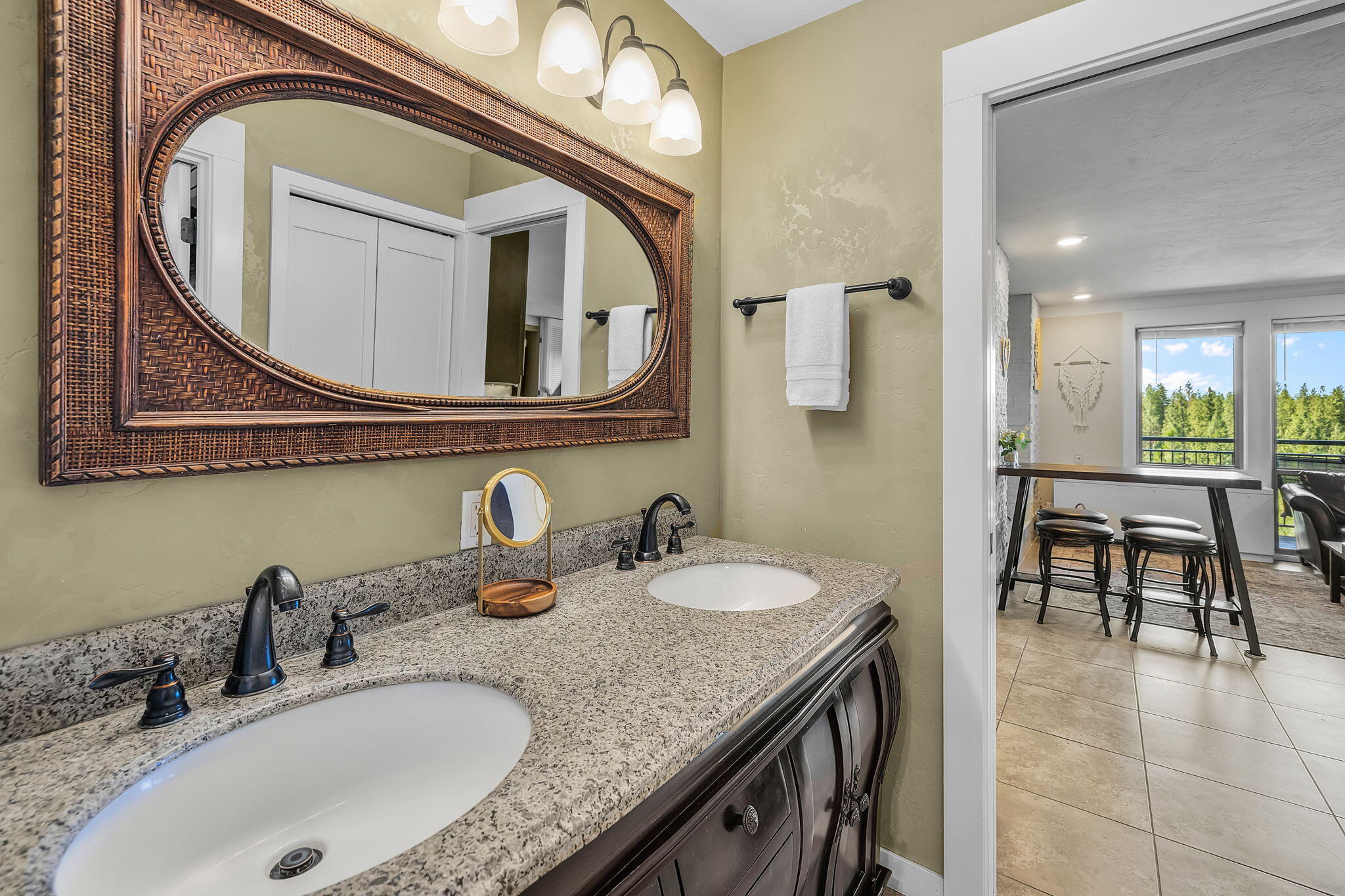 Inn Of The 7th - Residential