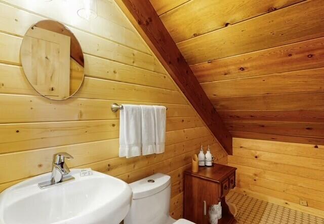 River Forest Acres - Residential