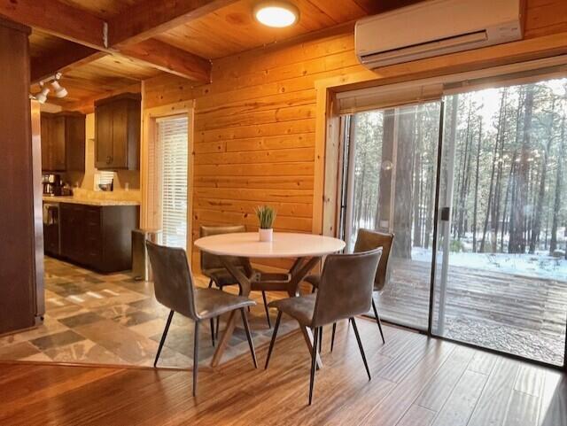 River Forest Acres - Residential