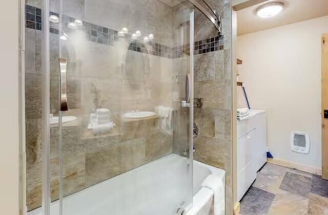 River Forest Acres - Residential