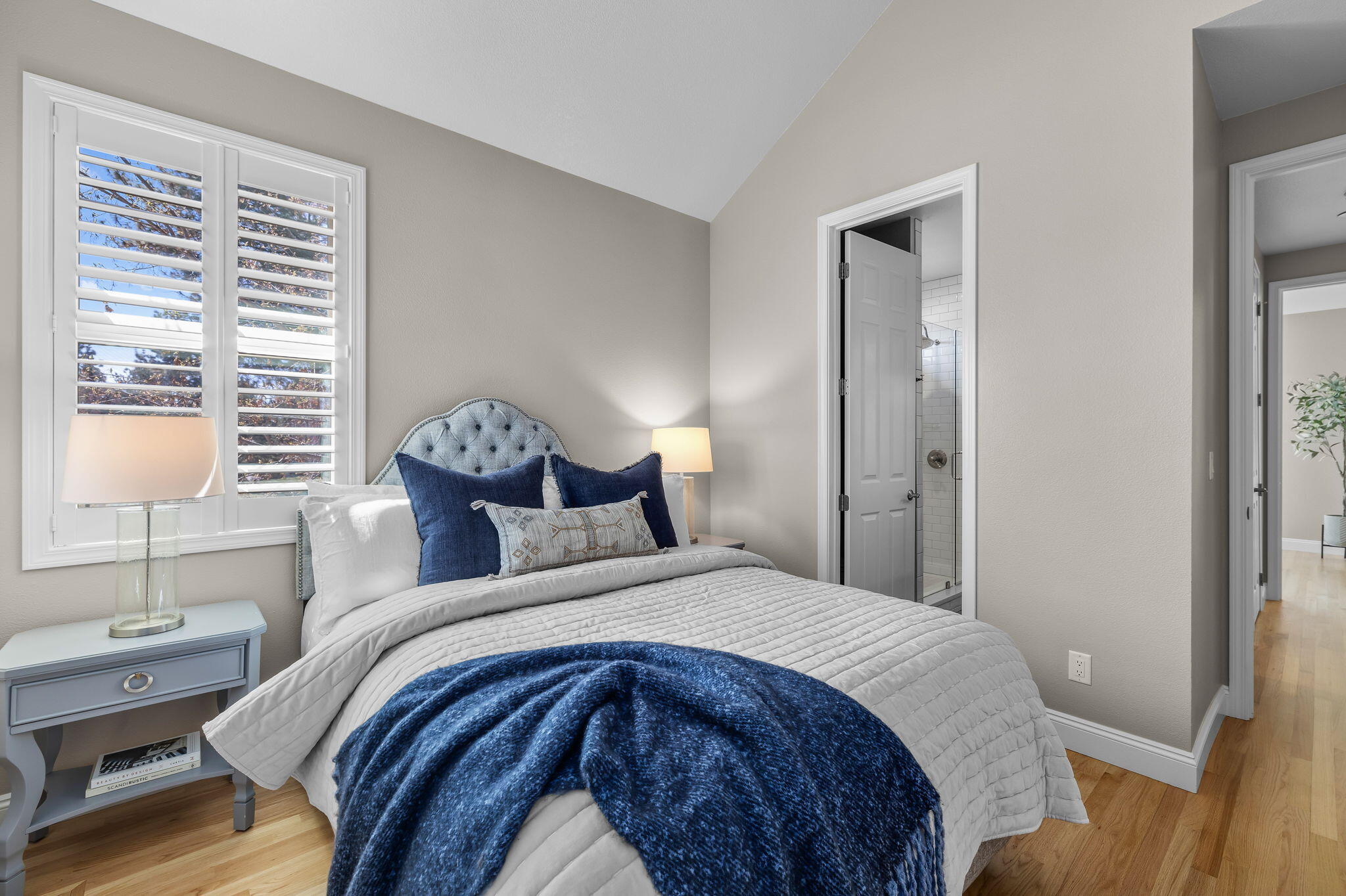 Broken Top - Residential