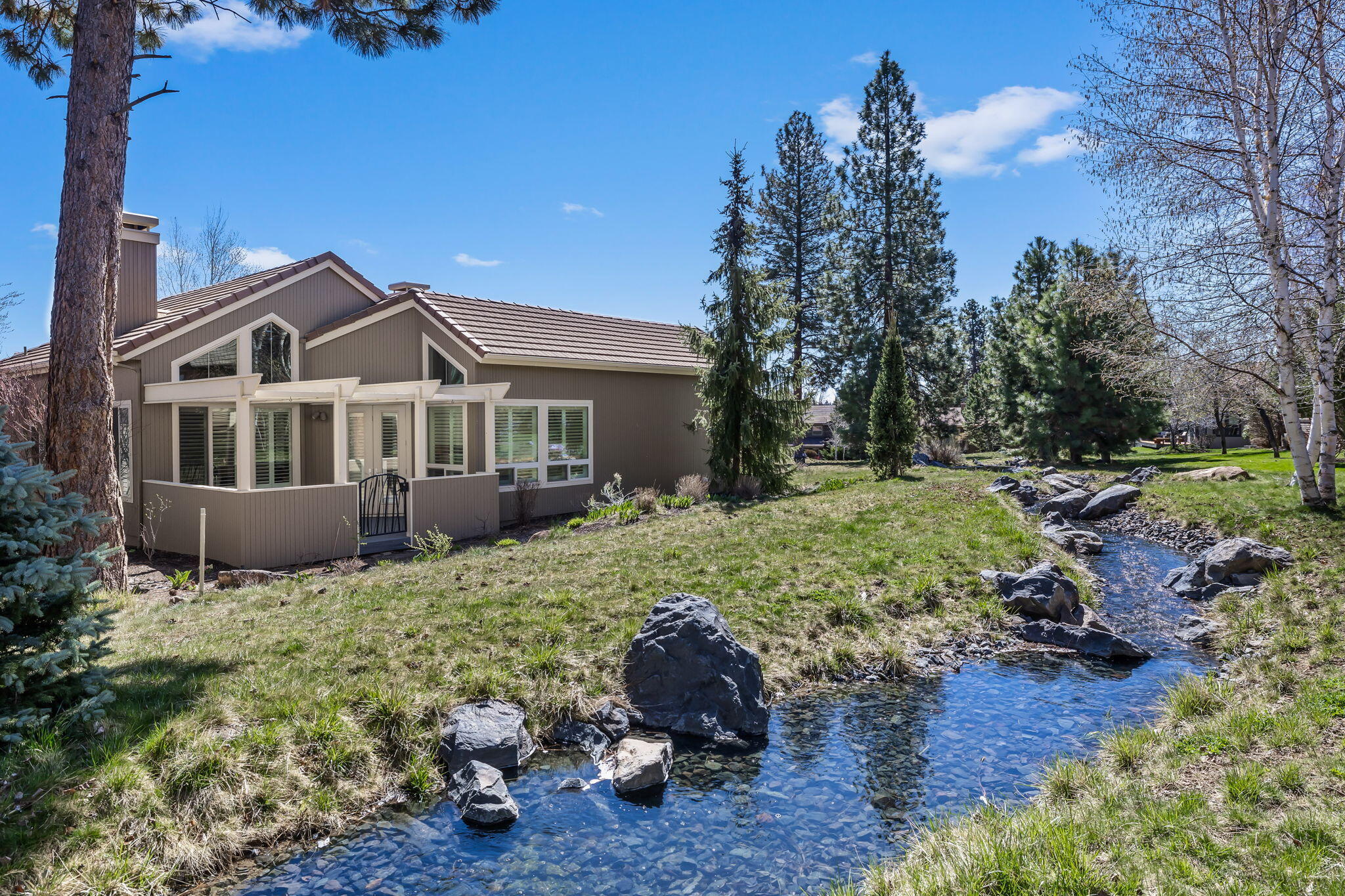 Broken Top - Residential